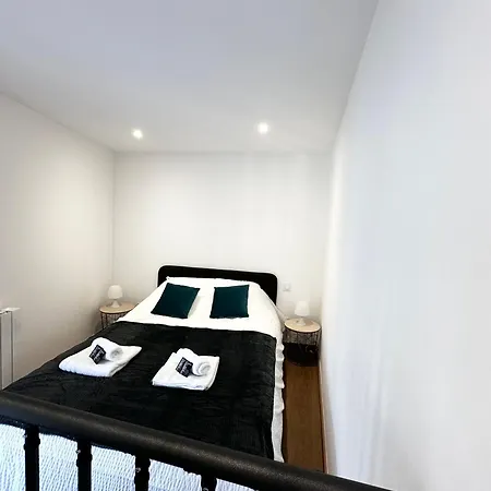 Place Saint Paul Triplex 19m2 Vienne (Isere)