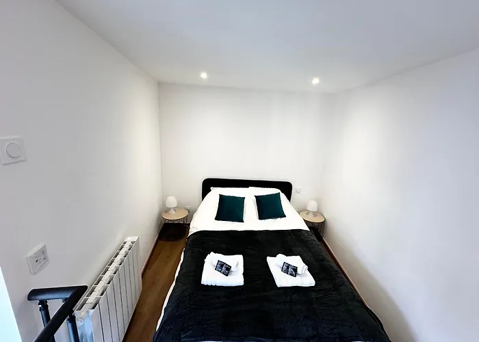 Place Saint Paul Triplex 19m2 Apartamento *